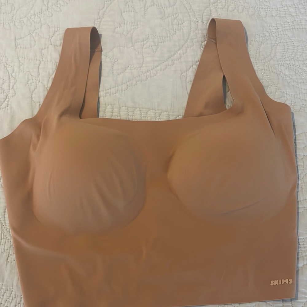 NEW- Skims Naked Scoop Longline Bralette M-DD